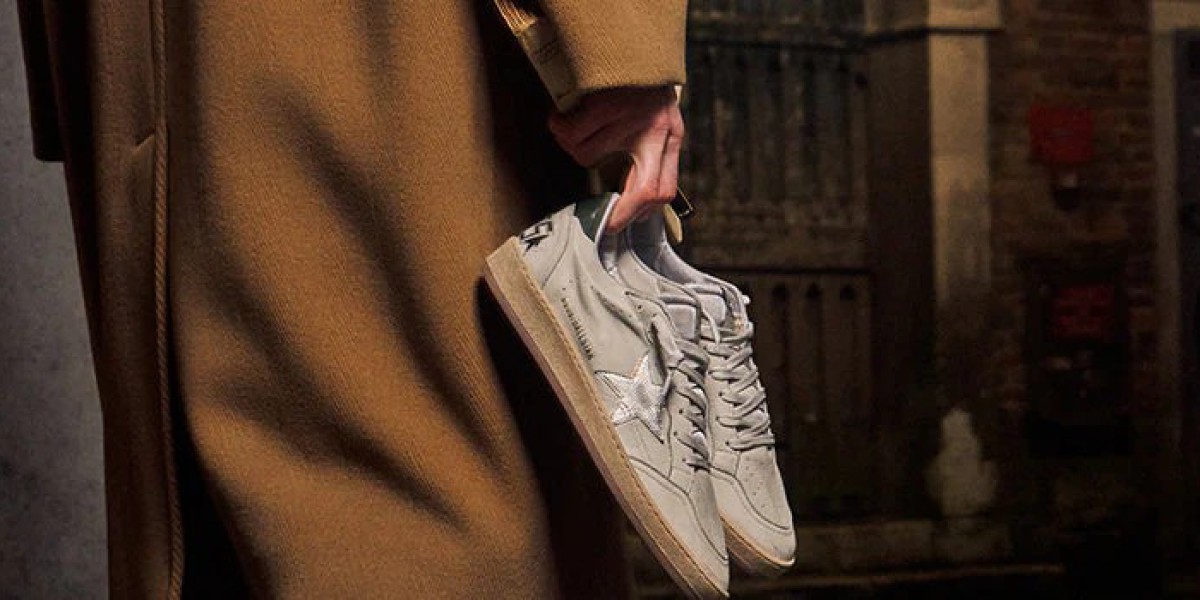 Golden Goose Running Sole Shoes to change and shape the way we dress