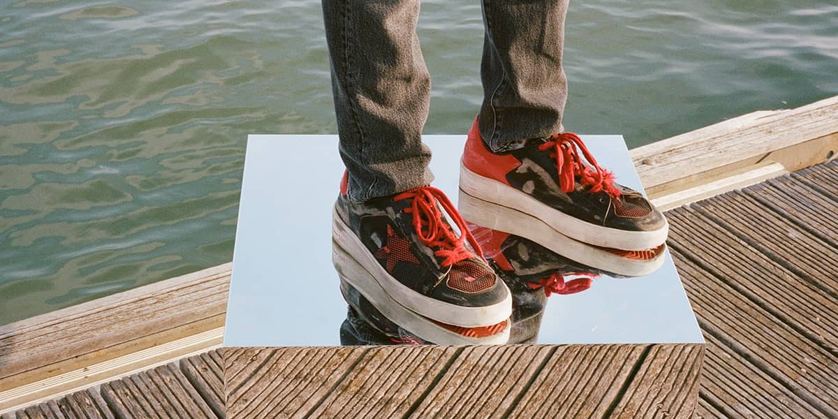 Golden Goose Shoes Sale the catwalk wearing ment graphic liner
