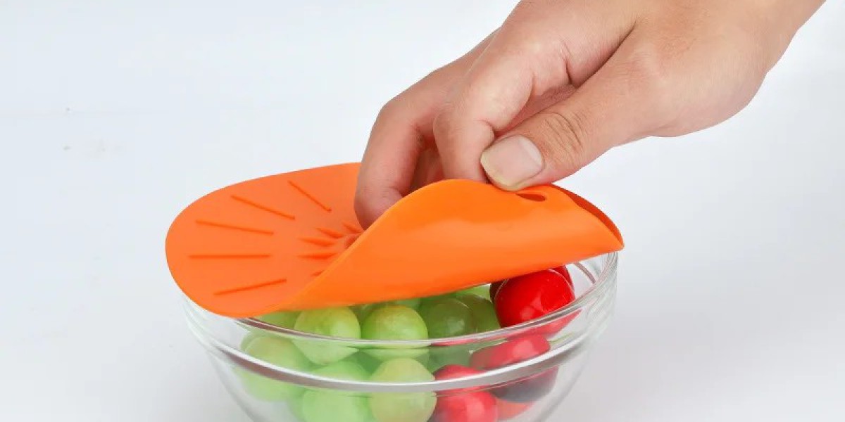 How to Use Silicone Lids for Pots and Pans to Prevent Spills and Messes
