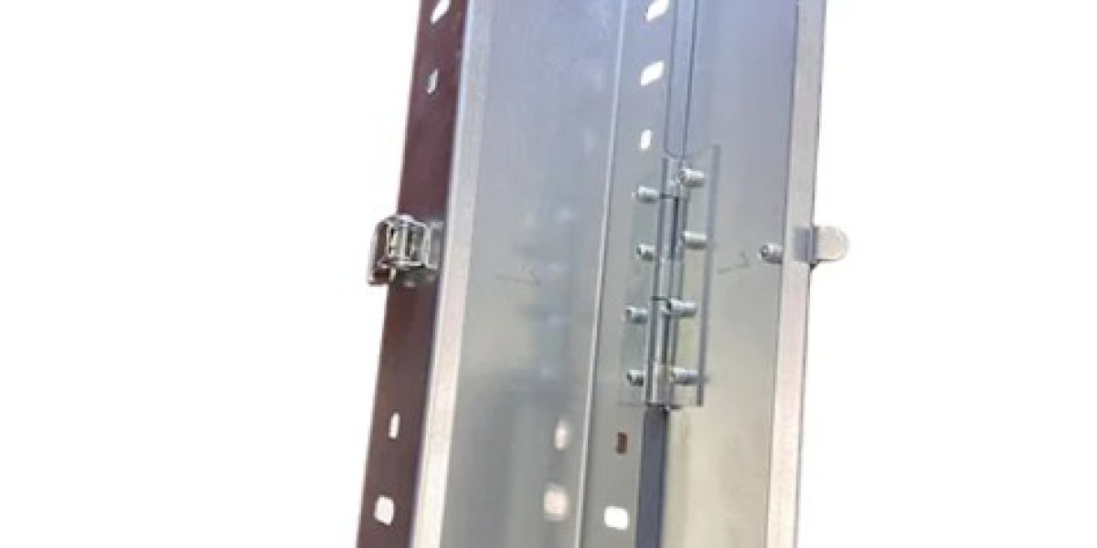 What are the advantages of Aluminum Alloy Trough Cable Tray for construction sites?